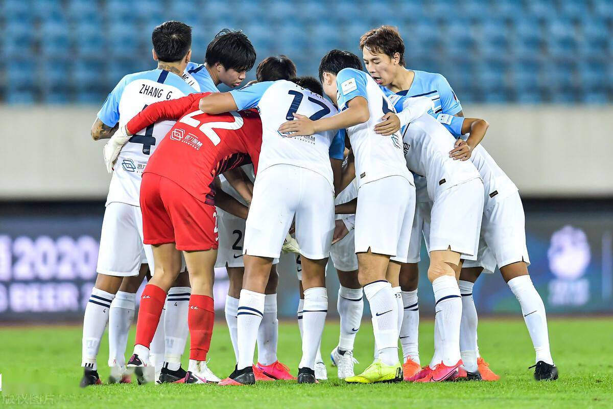 3377app_
张功救主钱杰给失点 广州富力点球大战5(图12)