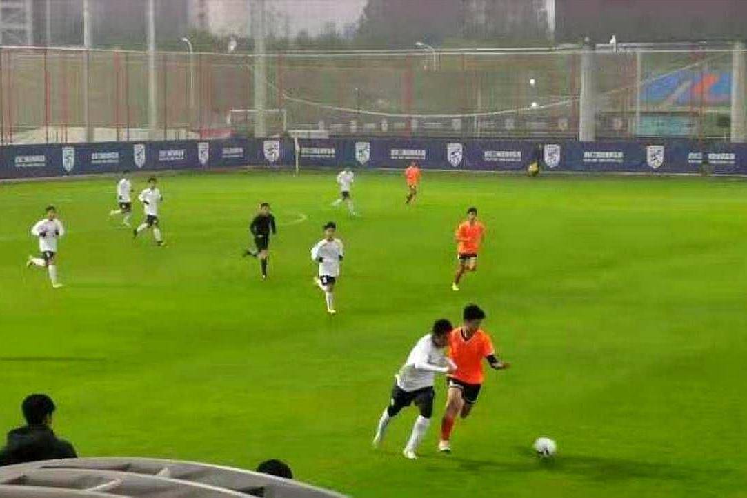 2020年武汉校园足球联赛 市级总决赛中学组完赛 啥情况【3377app】(图4)
2020年武汉校园足球联赛 市级总决赛中学组完赛 啥情况【3377app】(图4)